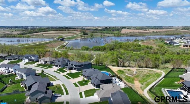 7030 N 172 Street, Bennington, NE 68007
