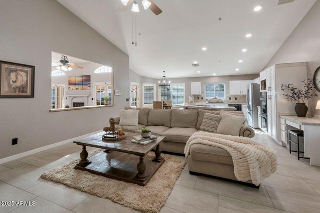 8695 E CHARTER OAK Drive, Scottsdale, AZ 85260