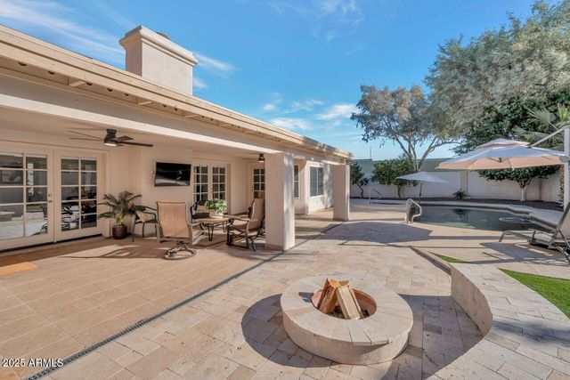 8695 E CHARTER OAK Drive, Scottsdale, AZ 85260