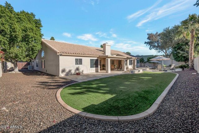 8695 E CHARTER OAK Drive, Scottsdale, AZ 85260