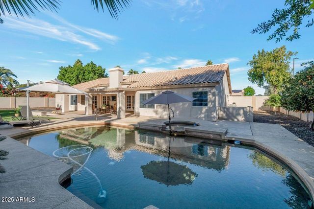 8695 E CHARTER OAK Drive, Scottsdale, AZ 85260