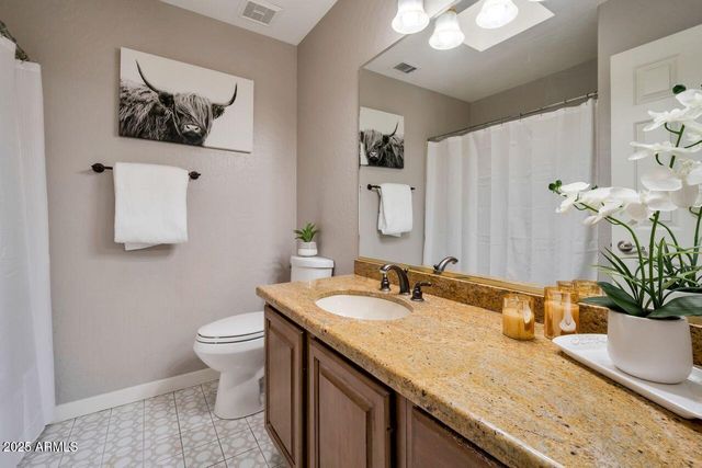 8695 E CHARTER OAK Drive, Scottsdale, AZ 85260