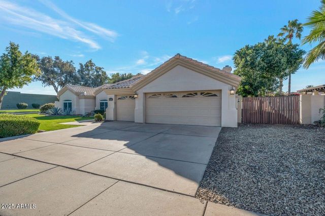 8695 E CHARTER OAK Drive, Scottsdale, AZ 85260