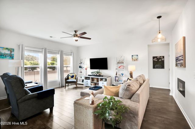 4011 Ruddy Duck Way, Wilmington, NC 28412