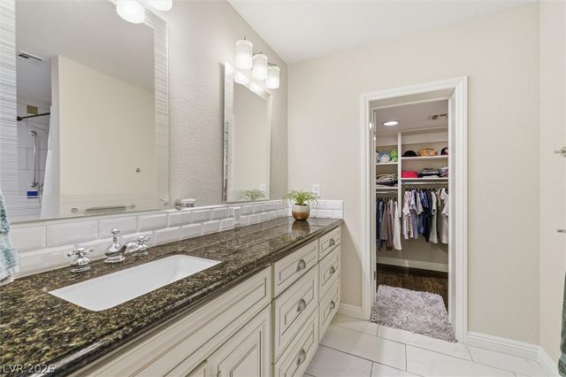 2252 Buckingham Court, Henderson, NV 89074