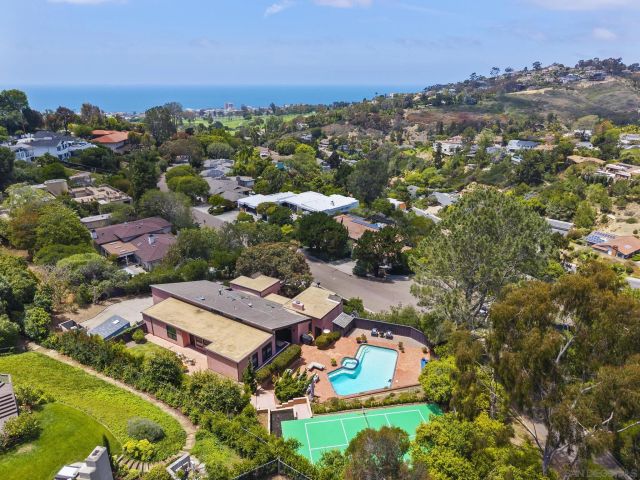 1653 El Paso Real, La Jolla, CA 92037