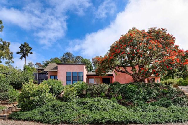 1653 El Paso Real, La Jolla, CA 92037