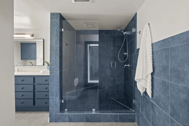 1653 El Paso Real, La Jolla, CA 92037