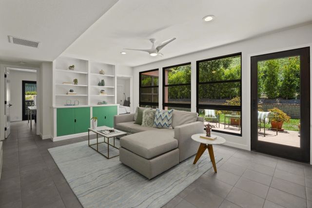 1653 El Paso Real, La Jolla, CA 92037