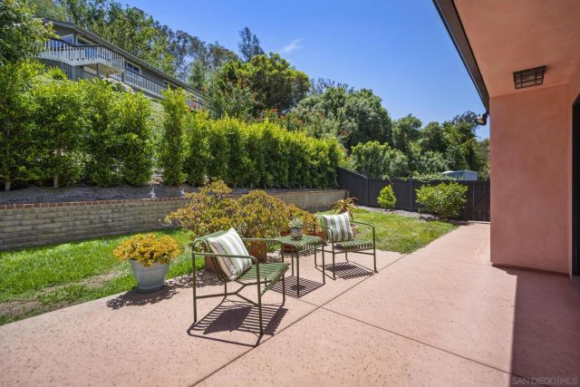1653 El Paso Real, La Jolla, CA 92037