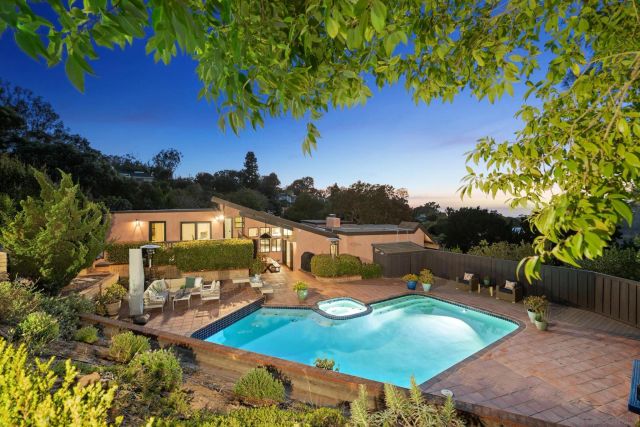 1653 El Paso Real, La Jolla, CA 92037
