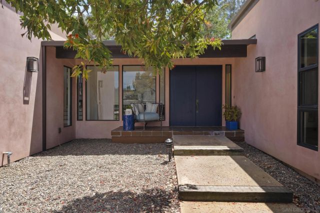 1653 El Paso Real, La Jolla, CA 92037