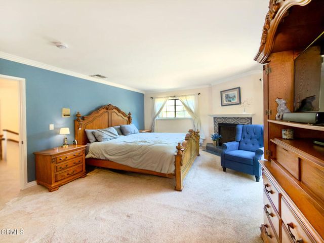1474 Hillside Drive, Glendale, CA 91208
