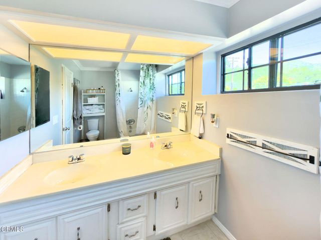 1474 Hillside Drive, Glendale, CA 91208