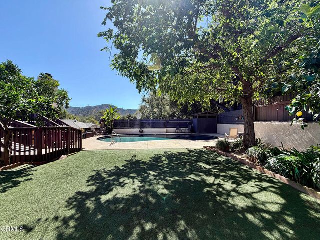 1474 Hillside Drive, Glendale, CA 91208