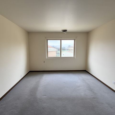 10424 Central Avenue 3NE, Oak Lawn, IL 60453