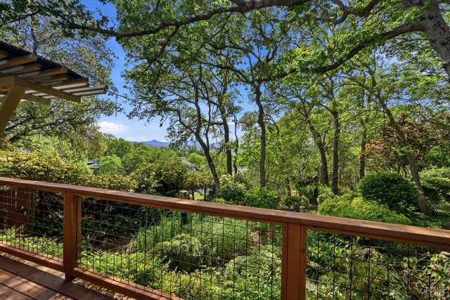 19897 Donkey Hill Rd, Hidden Valley Lake, CA 95467