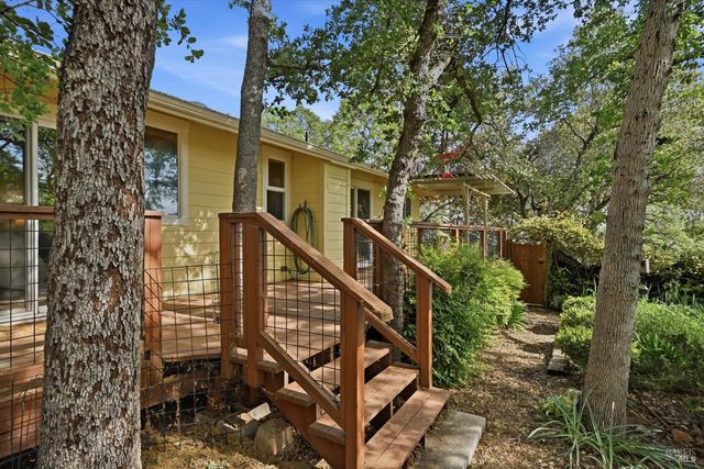 19897 Donkey Hill Rd, Hidden Valley Lake, CA 95467