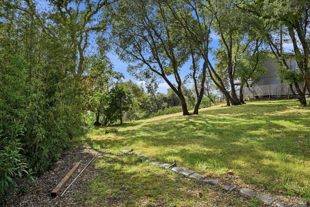 19897 Donkey Hill Rd, Hidden Valley Lake, CA 95467