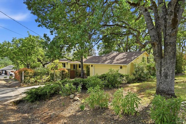 19897 Donkey Hill Rd, Hidden Valley Lake, CA 95467
