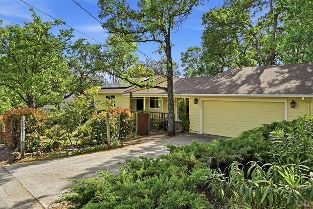 19897 Donkey Hill Rd, Hidden Valley Lake, CA 95467