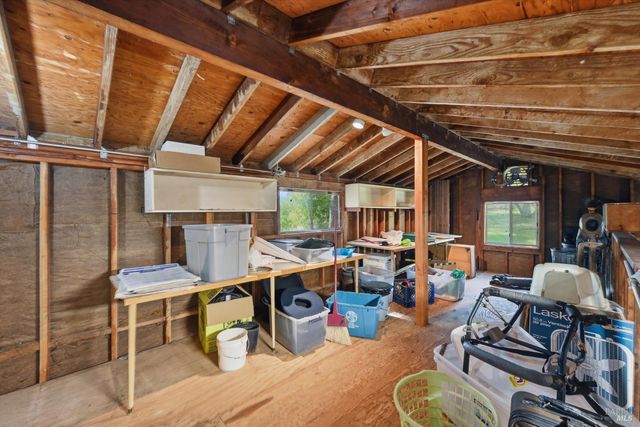 19897 Donkey Hill Rd, Hidden Valley Lake, CA 95467