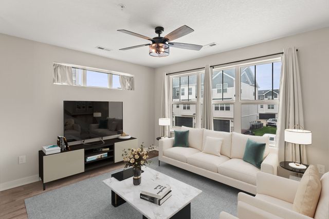 170 NE 23rd Lane, Ankeny, IA 50021