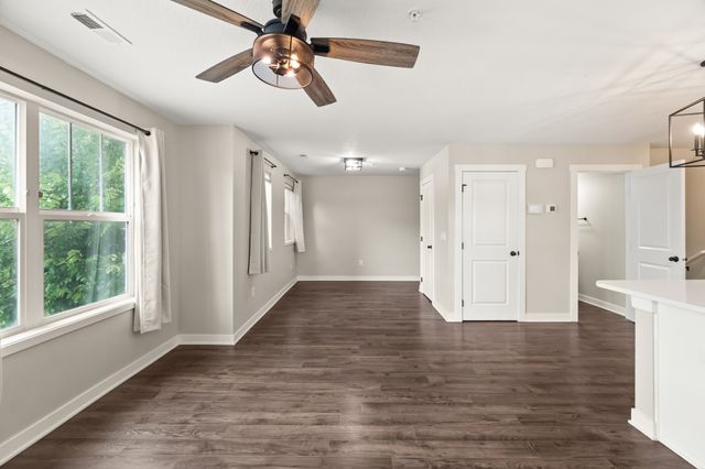 170 NE 23rd Lane, Ankeny, IA 50021