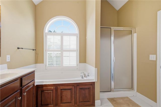 100 Colonial Circle NW, Cartersville, GA 30120