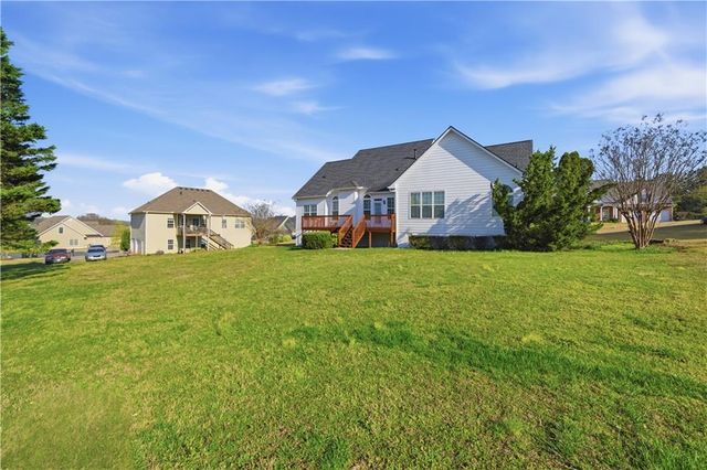 100 Colonial Circle NW, Cartersville, GA 30120