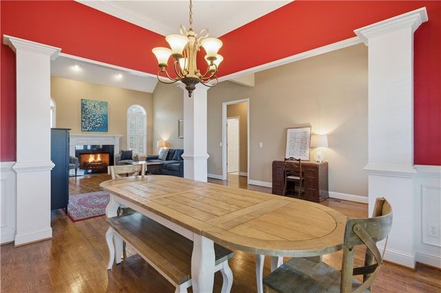 100 Colonial Circle NW, Cartersville, GA 30120