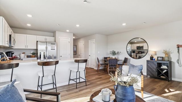 15326 Coyote Drive, Urbandale, IA 50111