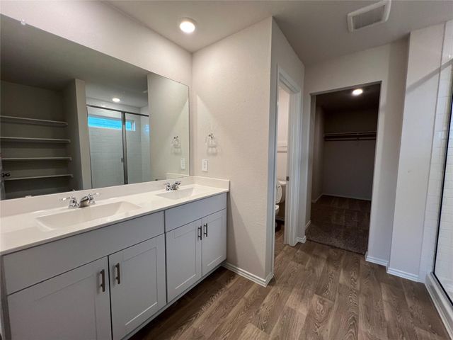 221 Wirecrested DR, Lockhart, TX 78644