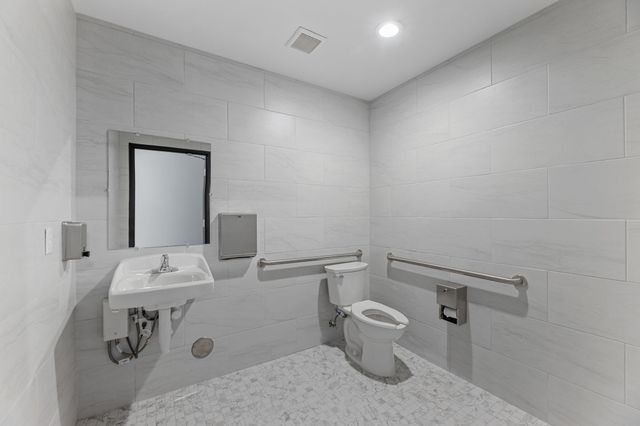 2601 E State Highway 121 112, Lewisville, TX 75056