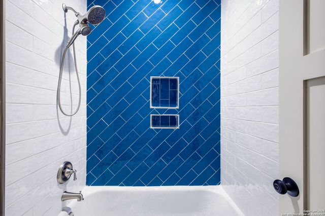 13932 State Highway 16, Pipe Creek, TX 78063