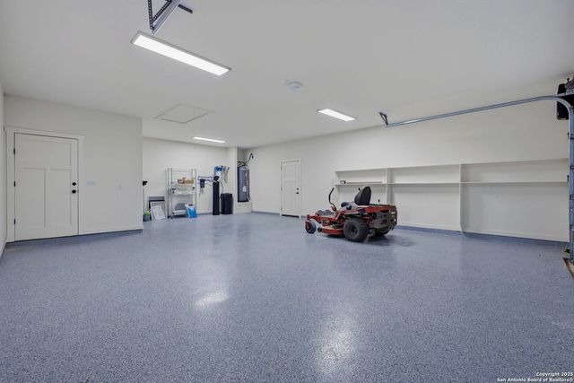 13932 State Highway 16, Pipe Creek, TX 78063