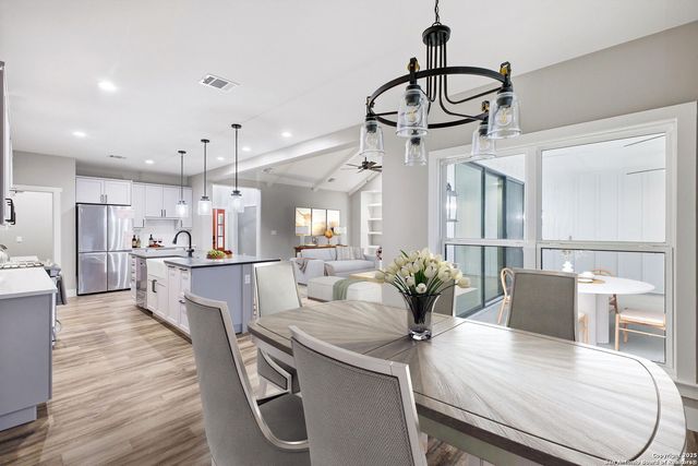 13932 State Highway 16, Pipe Creek, TX 78063