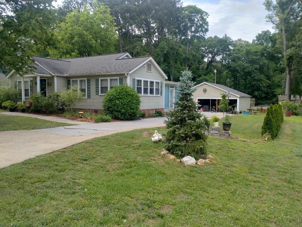 106 Todd Avenue, Dalton, GA 30721