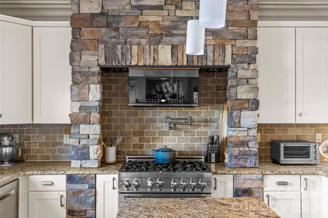 1948 Wilmore Drive, Charlotte, NC 28203