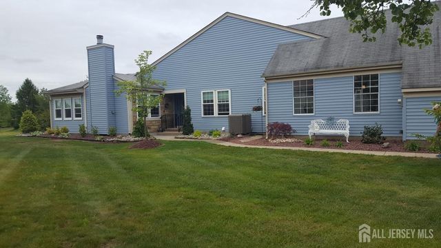 3 George Washington Drive, Monroe, NJ 08831