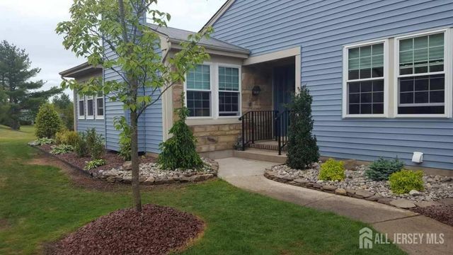 3 George Washington Drive, Monroe, NJ 08831