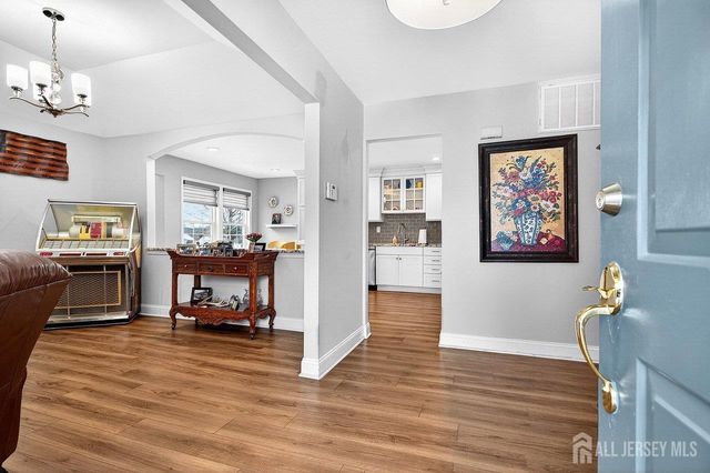 3 George Washington Drive, Monroe, NJ 08831