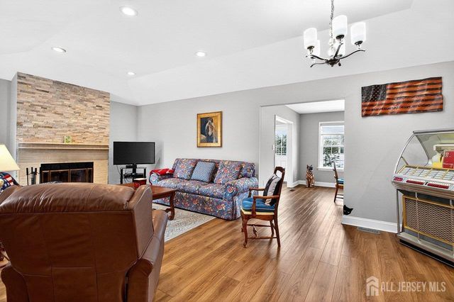 3 George Washington Drive, Monroe, NJ 08831