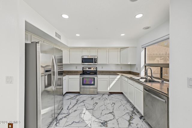 16641 W MONTE CRISTO Avenue, Surprise, AZ 85388
