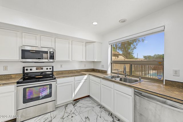 16641 W MONTE CRISTO Avenue, Surprise, AZ 85388