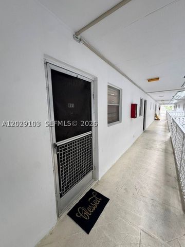 6505 Winfield Blvd B-51, Margate, FL 33063