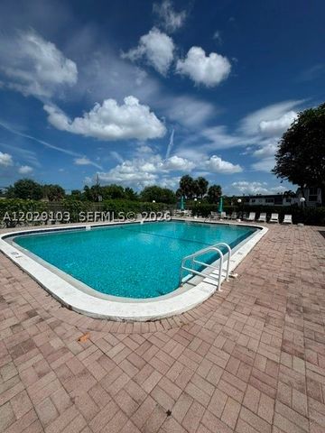 6505 Winfield Blvd B-51, Margate, FL 33063