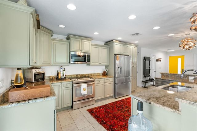 1750 ALTA VISTA STREET, Sarasota, FL 34236