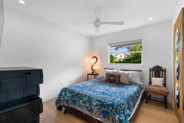 1750 ALTA VISTA STREET, Sarasota, FL 34236