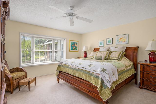101 W Park Shores Circle 2, Indian River Shores, FL 32963